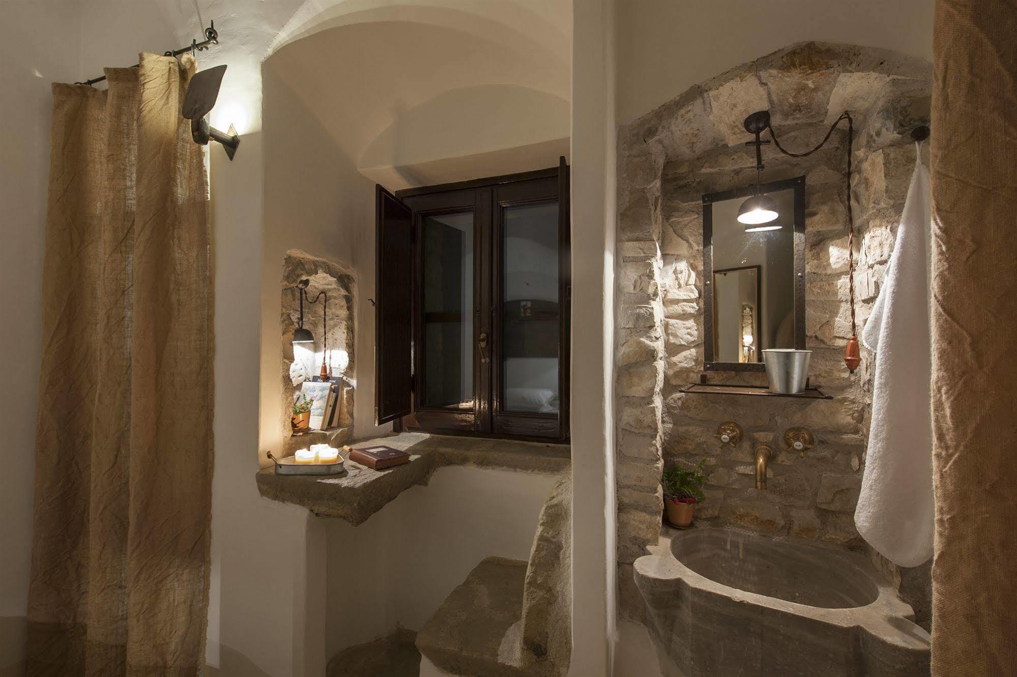 Hotel Eremito à Parrano Extérieur photo